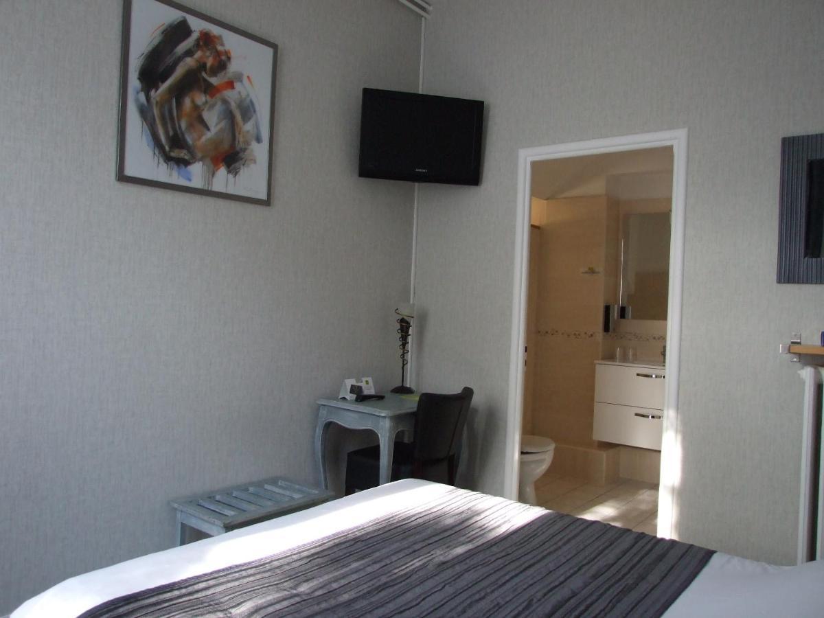 Logis Hotel L'Occitan 2 Etoiles Гайак Экстерьер фото