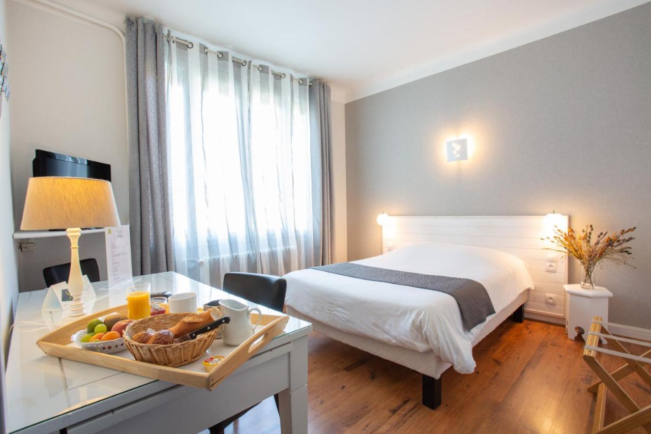 Logis Hotel L'Occitan 2 Etoiles Гайак Экстерьер фото