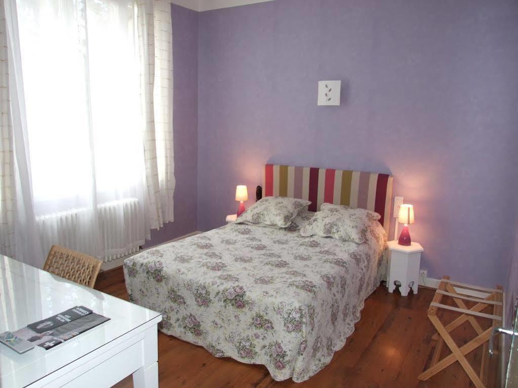 Logis Hotel L'Occitan 2 Etoiles Гайак Экстерьер фото
